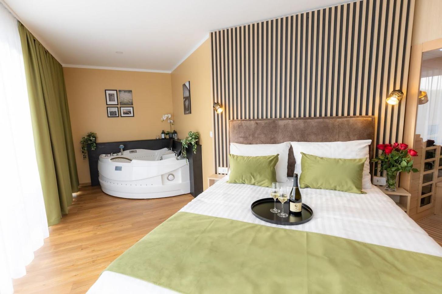 Hotel Dolenjc Novo Mesto Extérieur photo